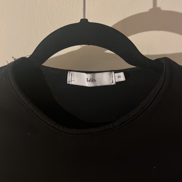 Adika Black Long Sleeve shirt with cut out - Picture 3 of 3